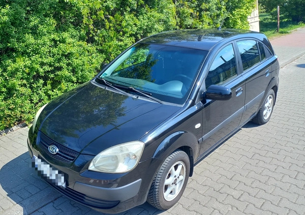 Kia Rio cena 7000 przebieg: 230000, rok produkcji 2008 z Warszawa małe 67